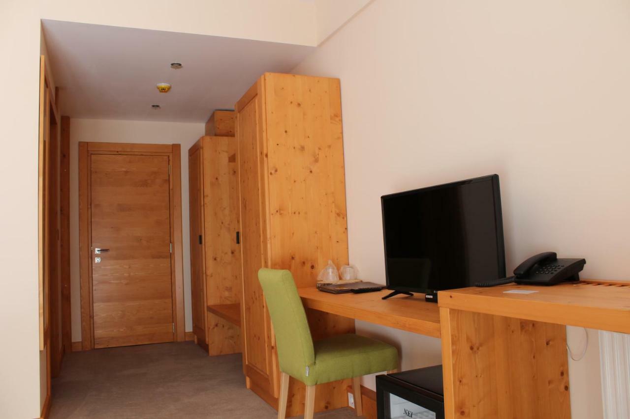 Monte Cervo Bio Hotel & Spa Covasna Eksteriør bilde